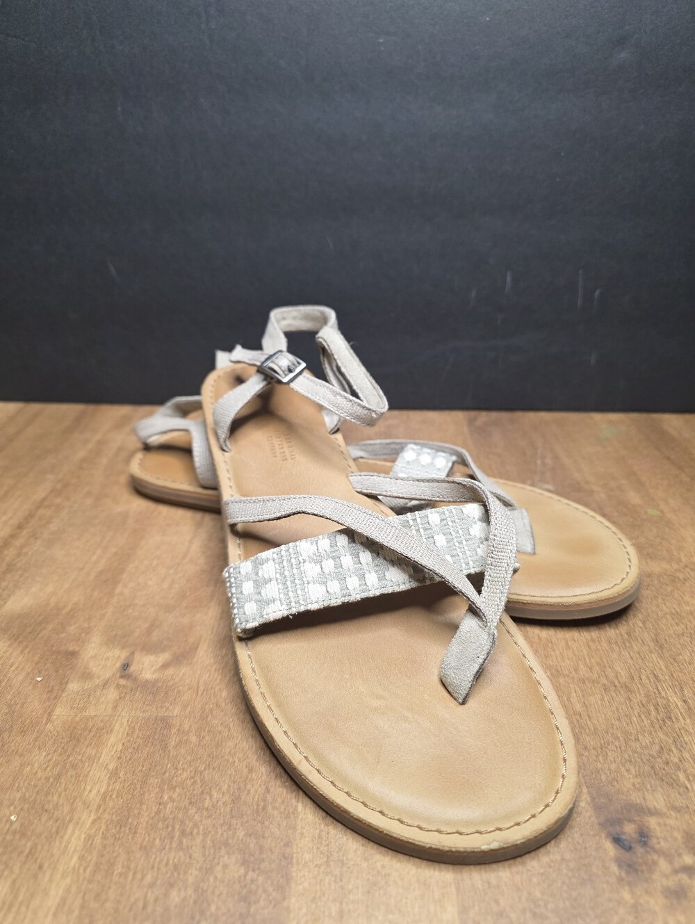 Toms Womens Ssndals Sz 9.5